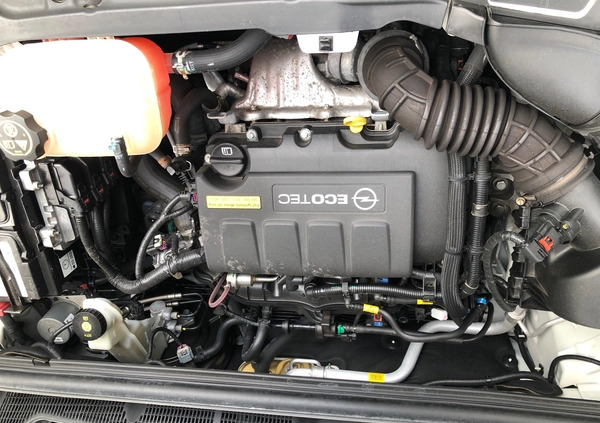 Opel Mokka cena 47900 przebieg: 97000, rok produkcji 2014 z Garwolin małe 172